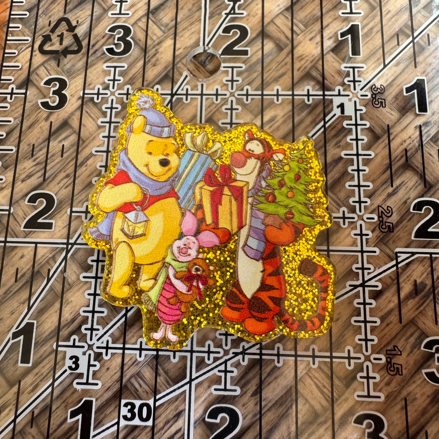 Pooh Bear and Friends Christmas, Christmas, Flatback, Planar, Cabochon, Single Pc