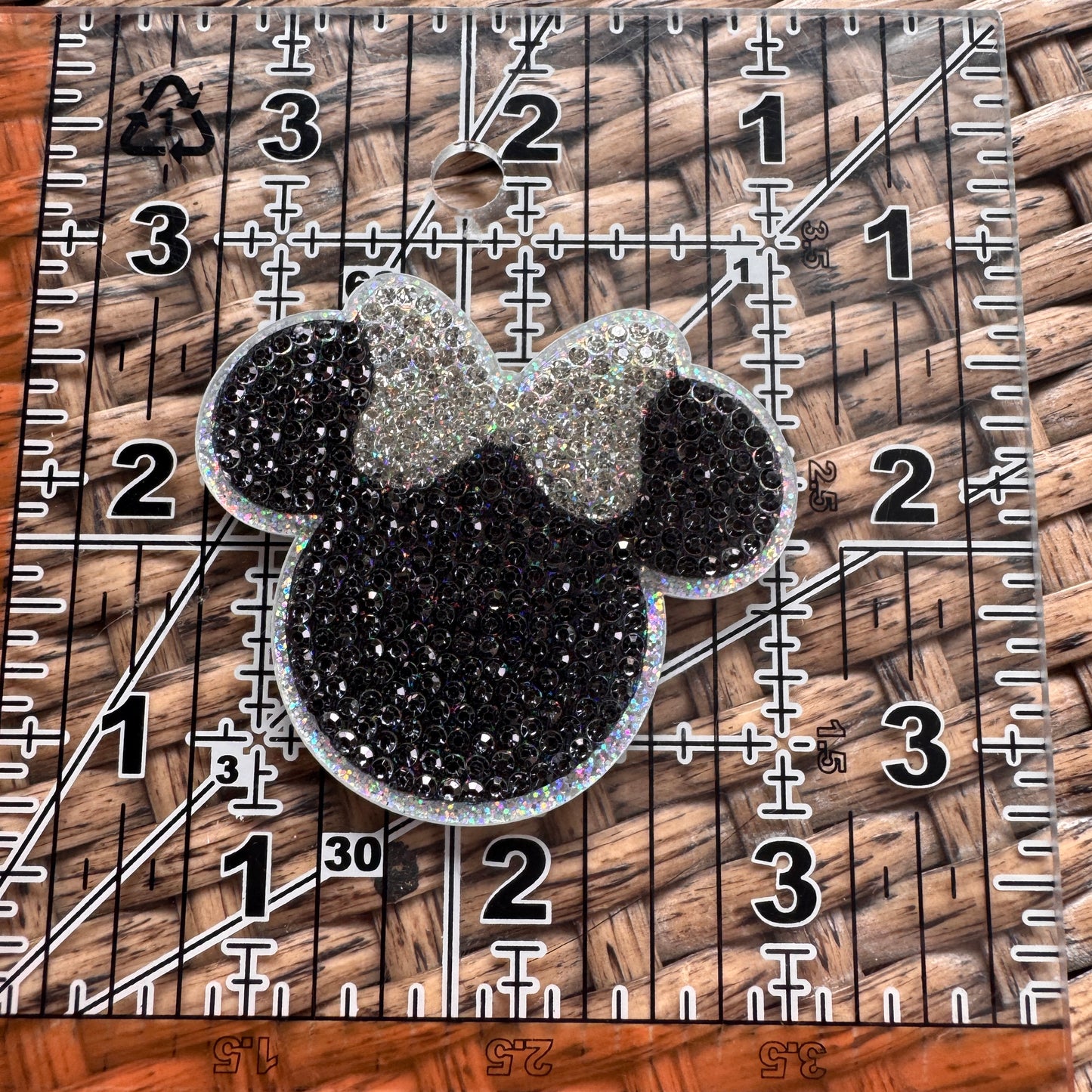 Acrylic Flatback, Planar, Cabochon, Single Pc -Rhinestone Black Mickey Head with Bow