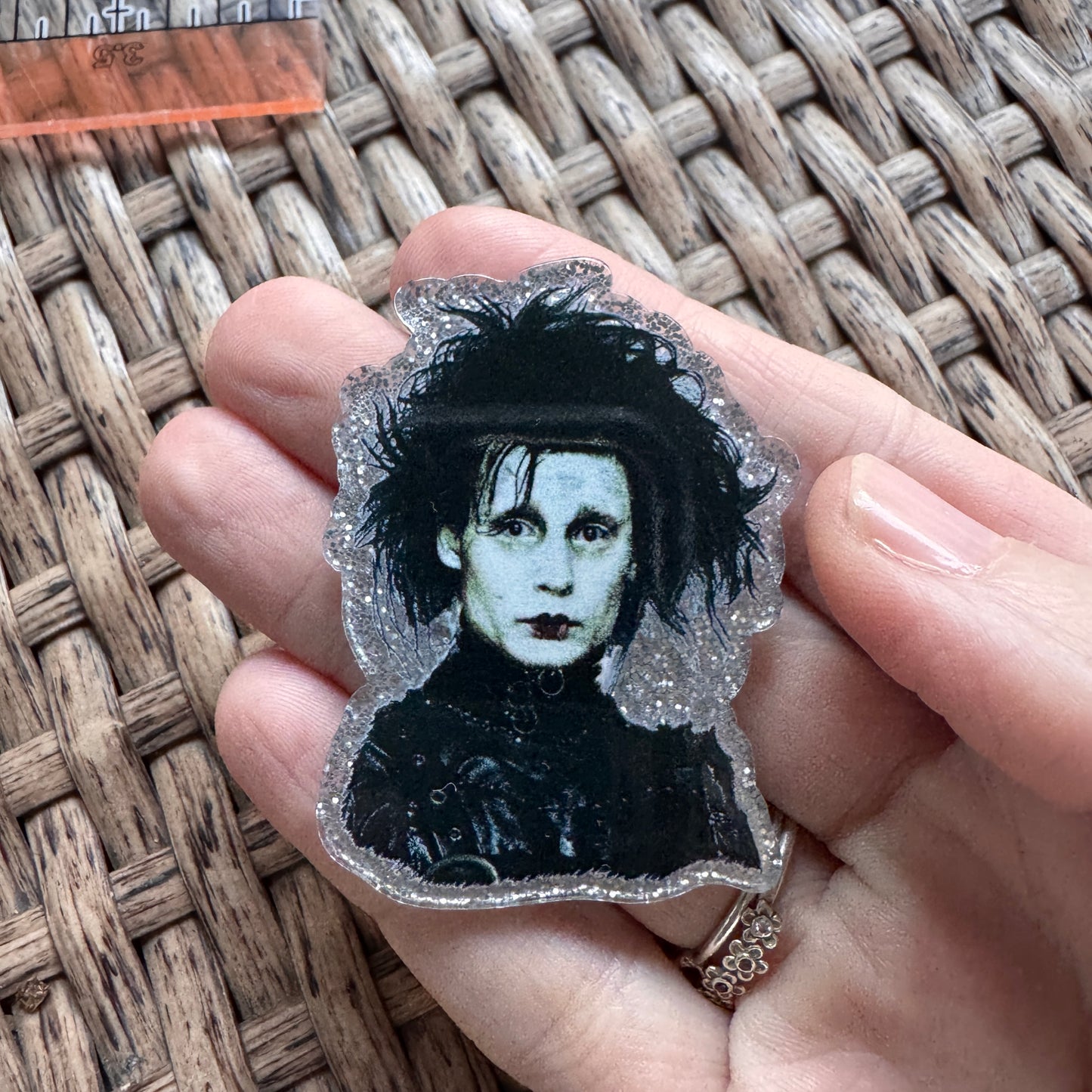 Acrylic Flatback, Planar, Cabochon, Single Pc. - Edward Scissorhands