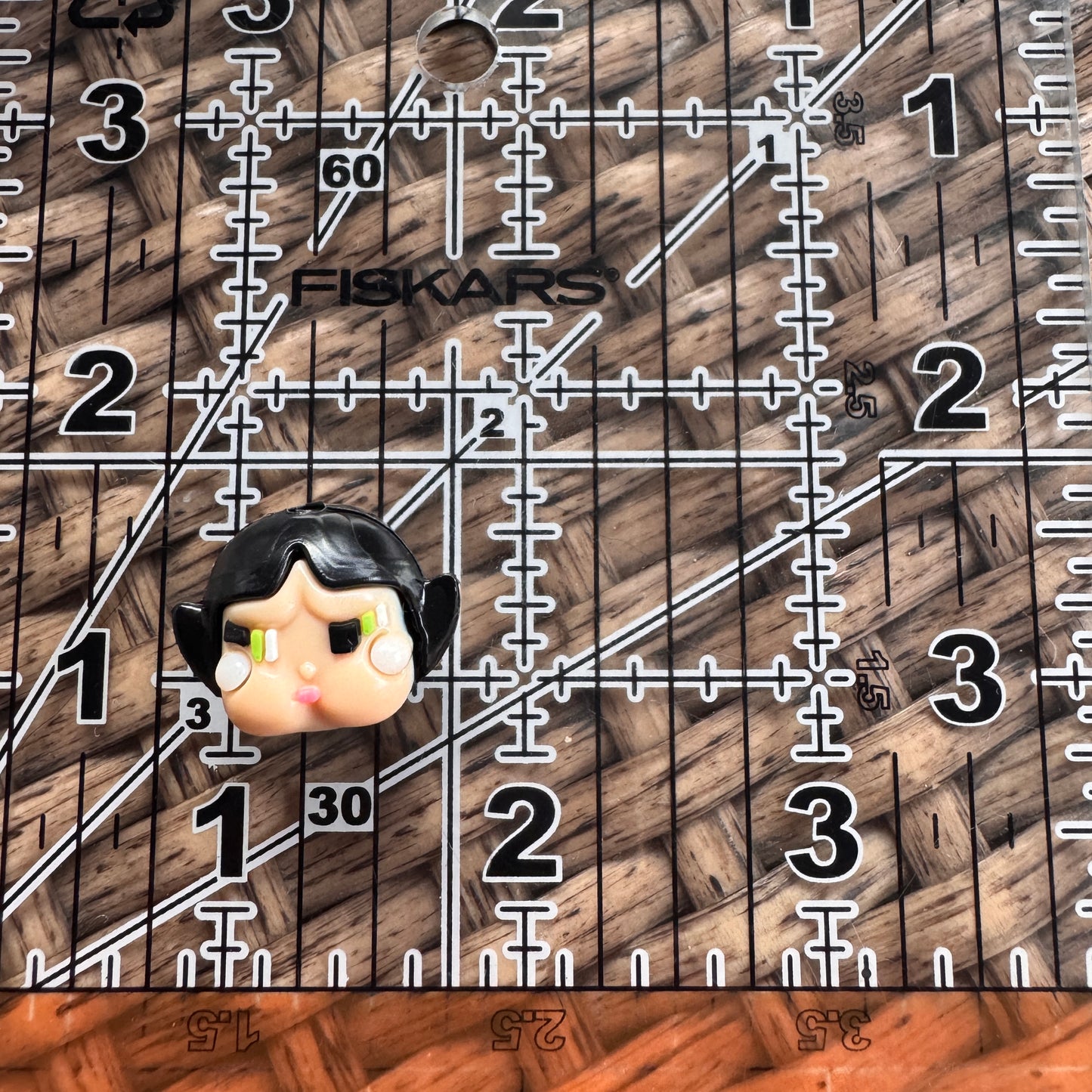 Focal Bead Rubber 3D Cry Baby Round