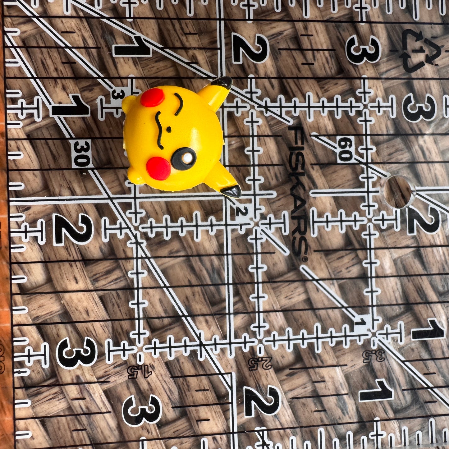 1 Pikachu Head Focal Rubber Bead