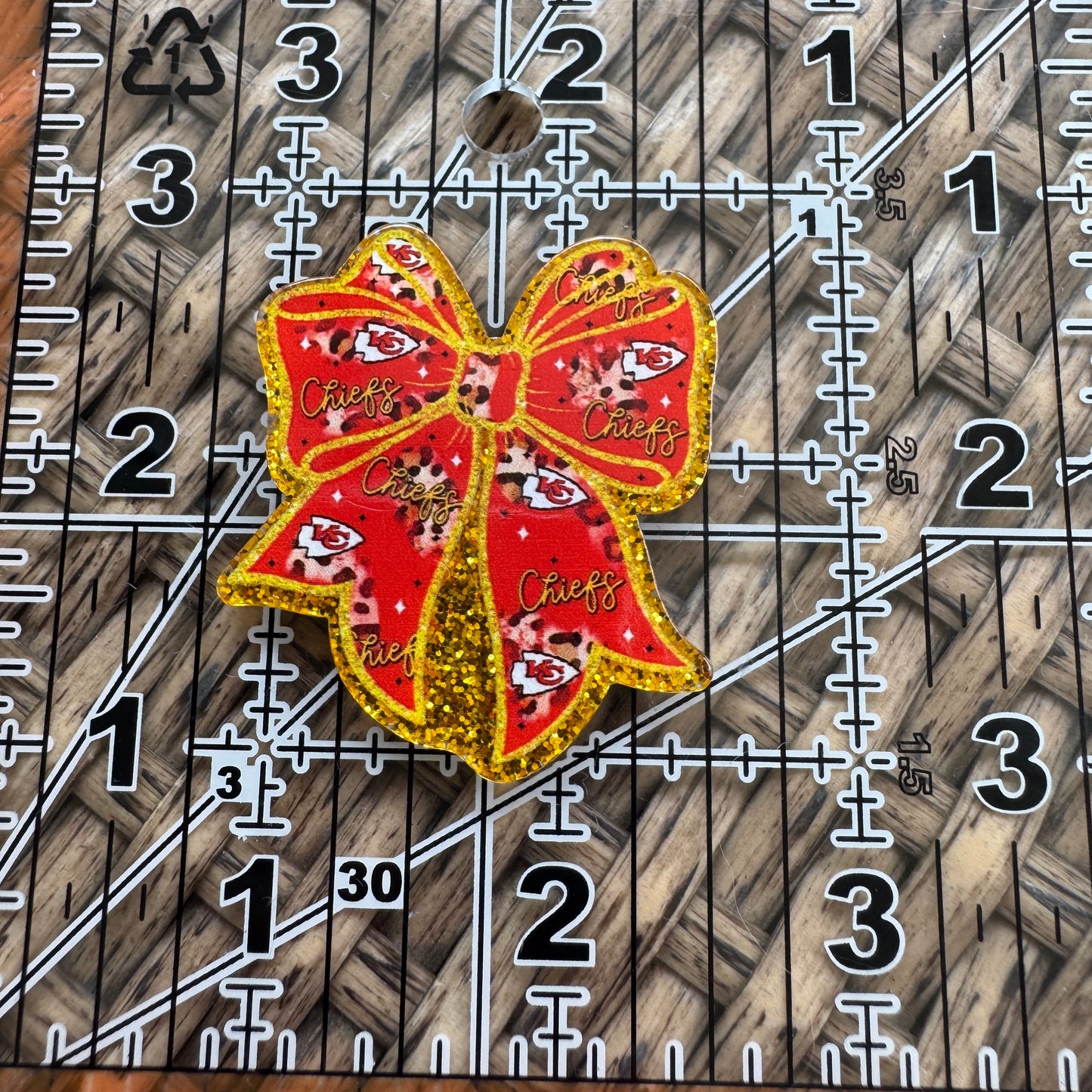 KC Chiefs Bow, Glitter Flatback,  Planar, Cabochon, Single Pc