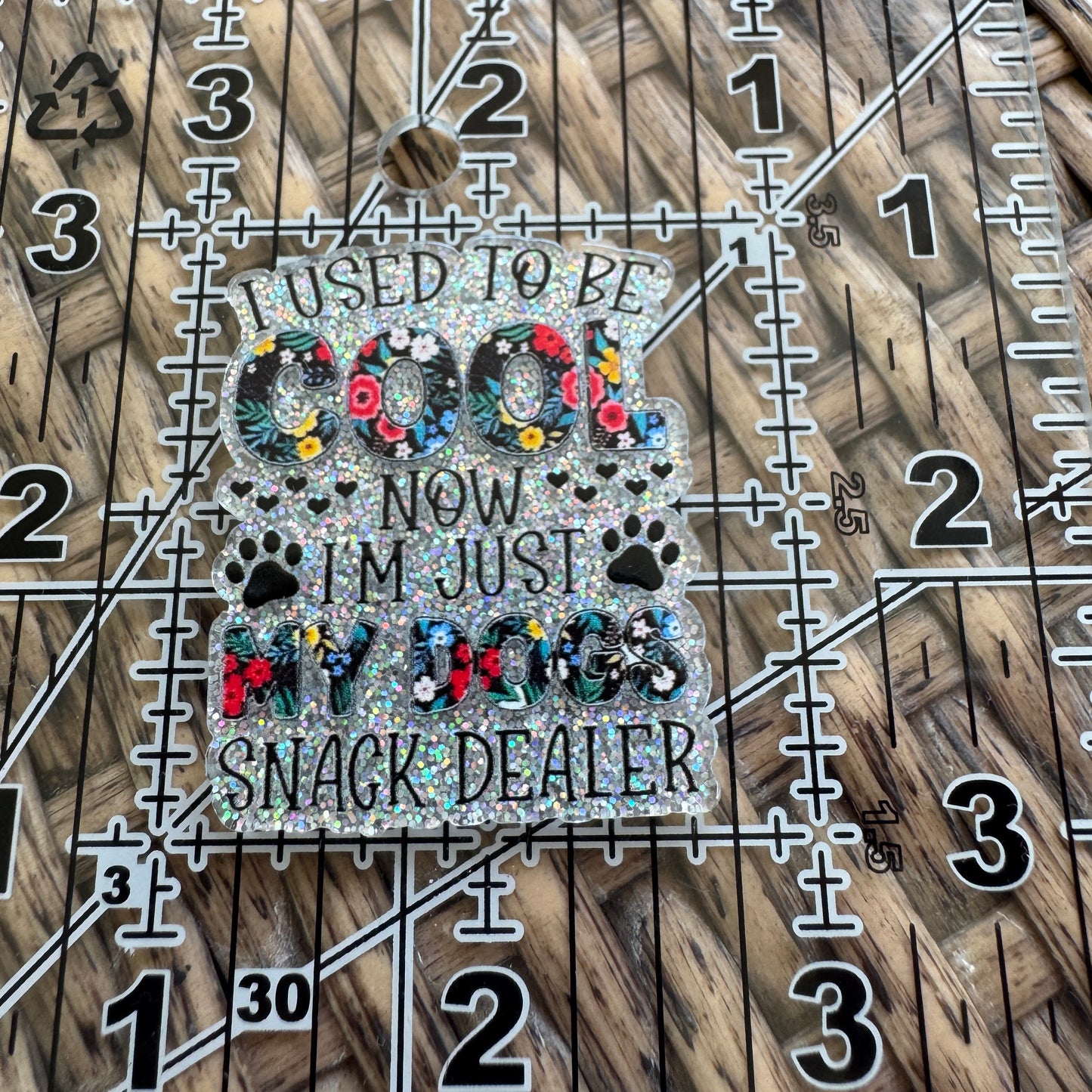 Dogs Snack Dealer Flatback,  Planar, Cabochon, Single Pc