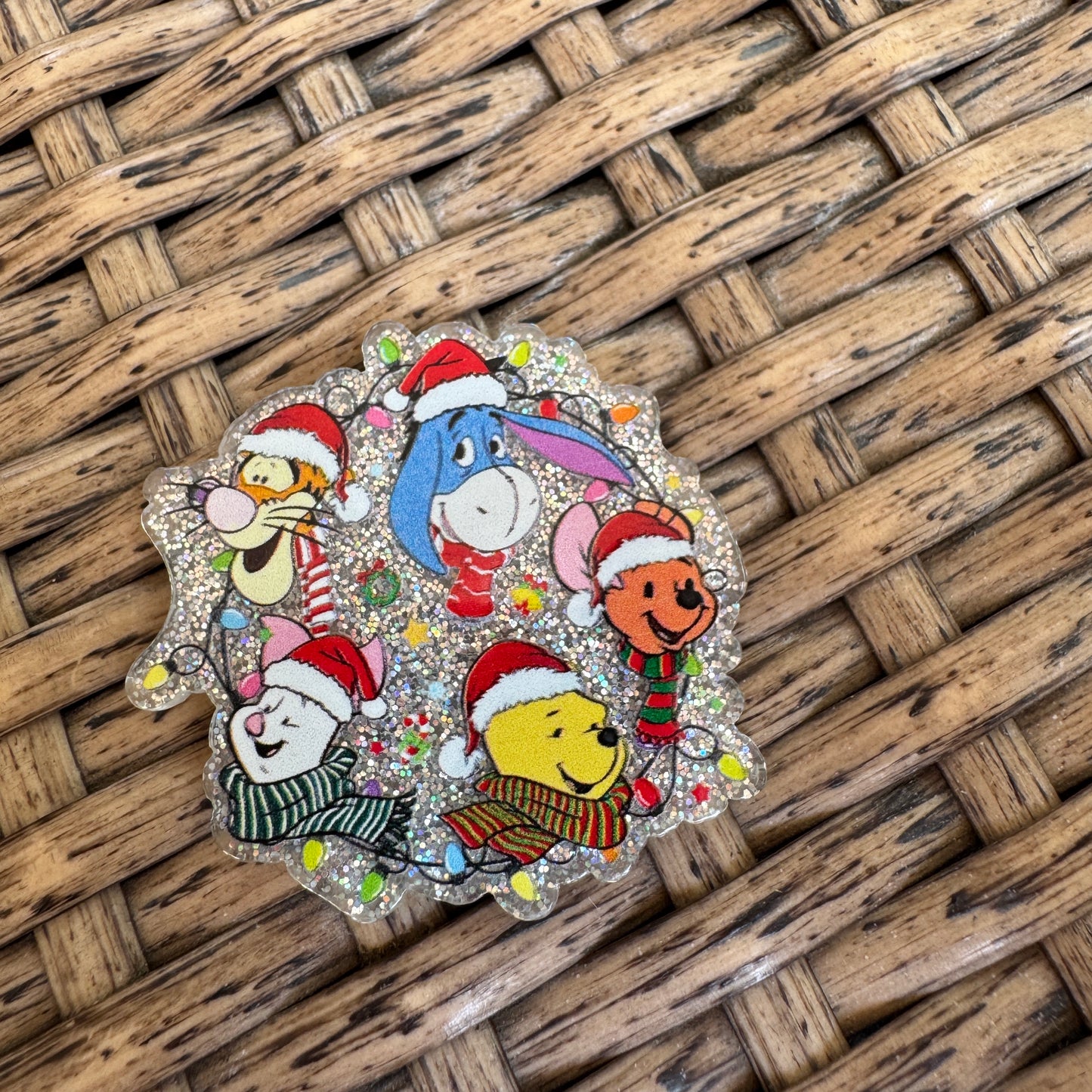 Pooh Bear and Friends round, Christmas, Flatback,  Planar, Cabochon, Single Pc