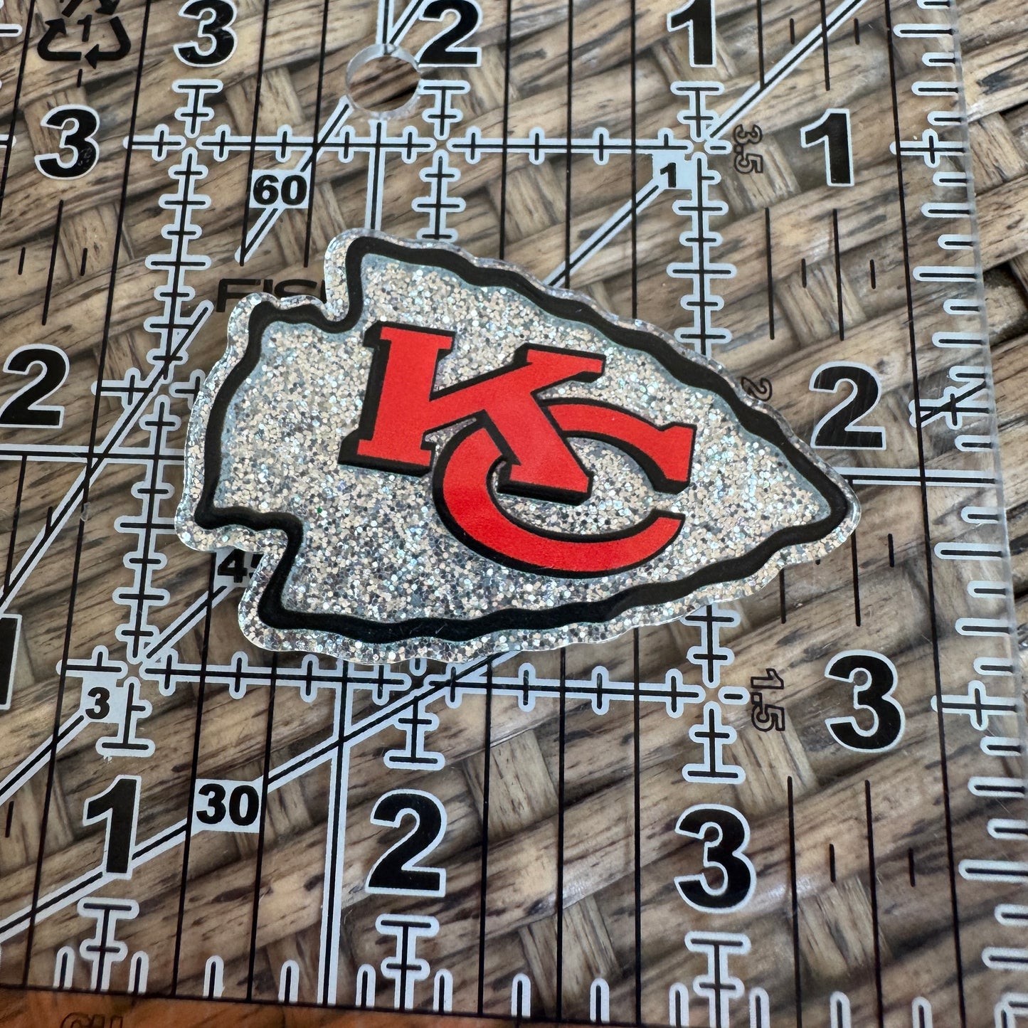 ARROWHEAD, KC CHIEFS, Football, Planar, Cabochon, Single Pc.