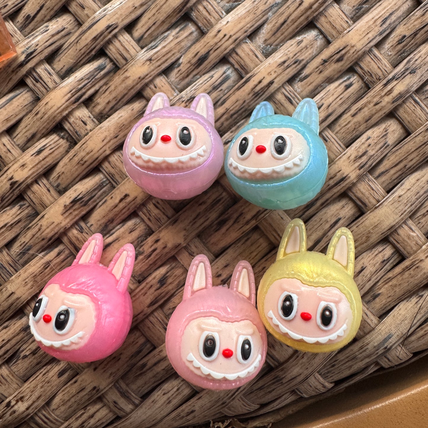 Random Mix if 5 Labu Head Focal Rubber Bead