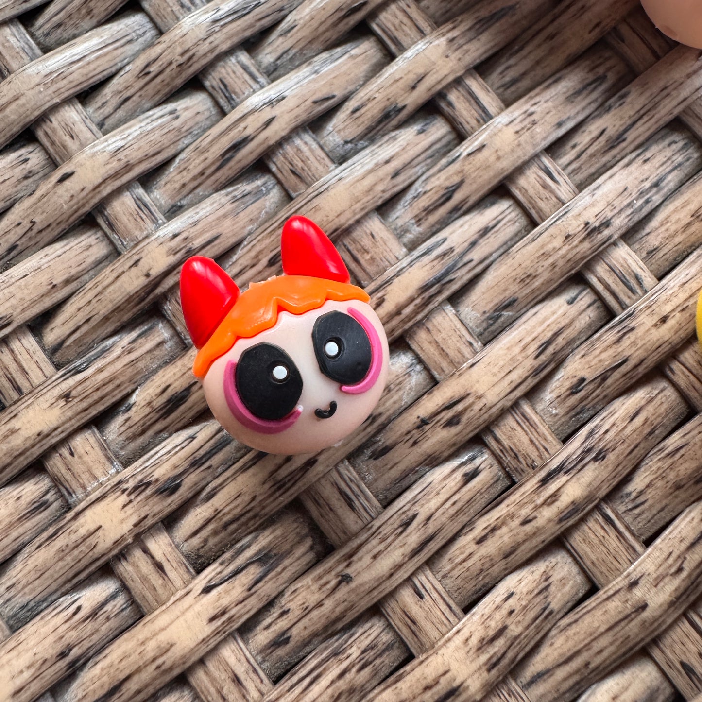 1 Power Puff Girl Head Focal Rubber Bead