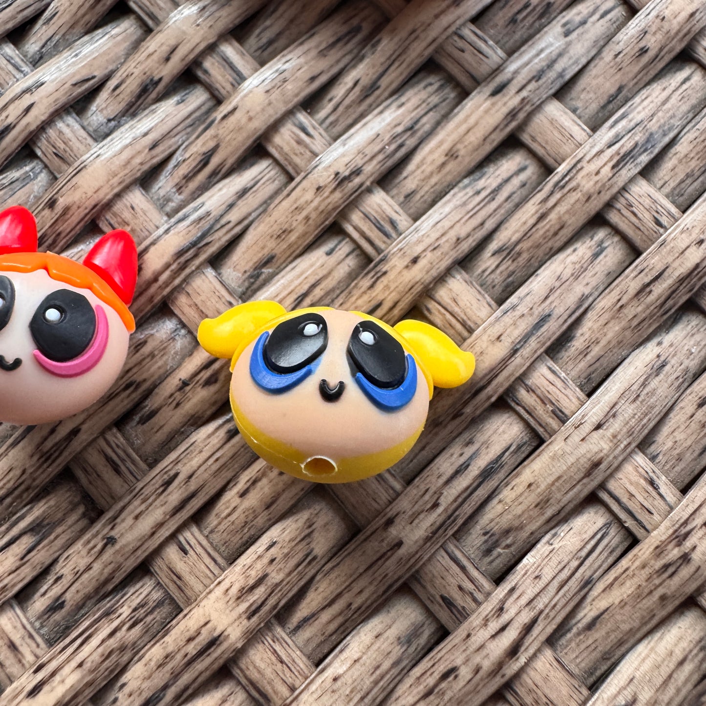 1 Power Puff Girl Head Focal Rubber Bead