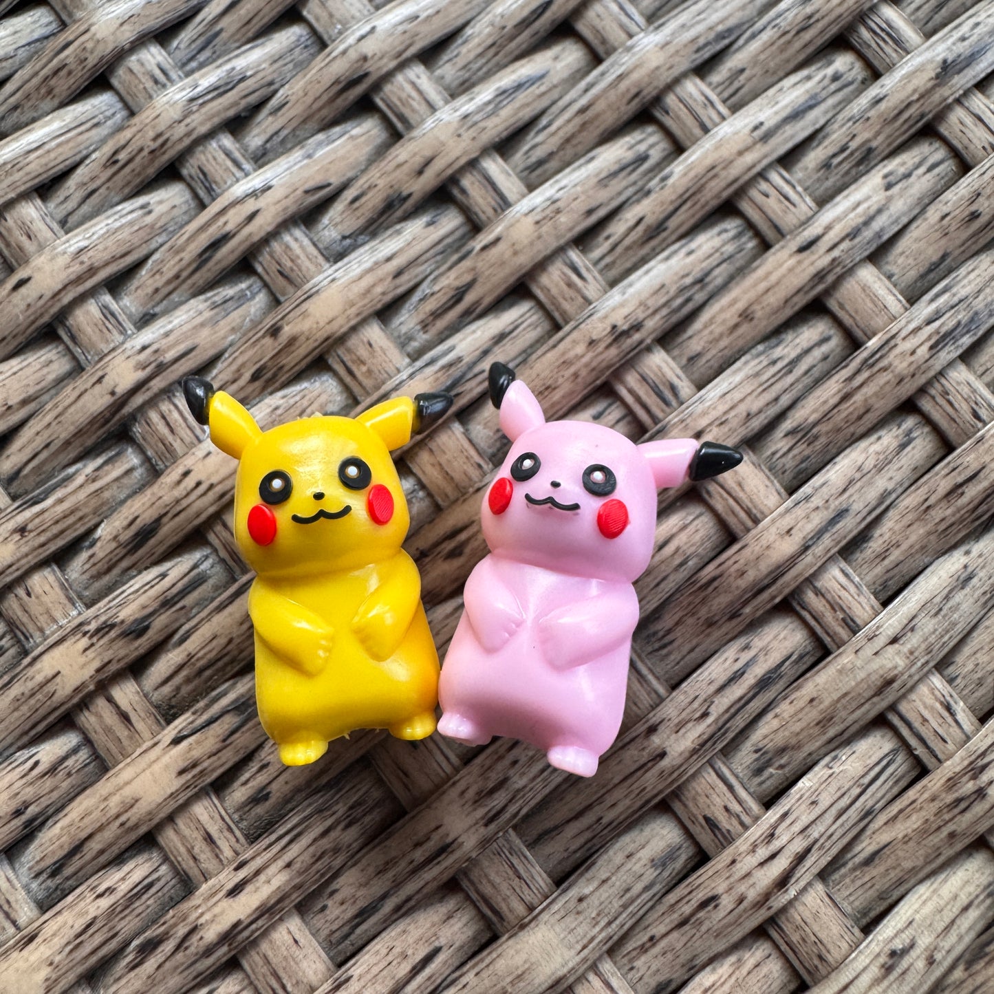 1 Pikachu Pokemon Rubber Focal Bead