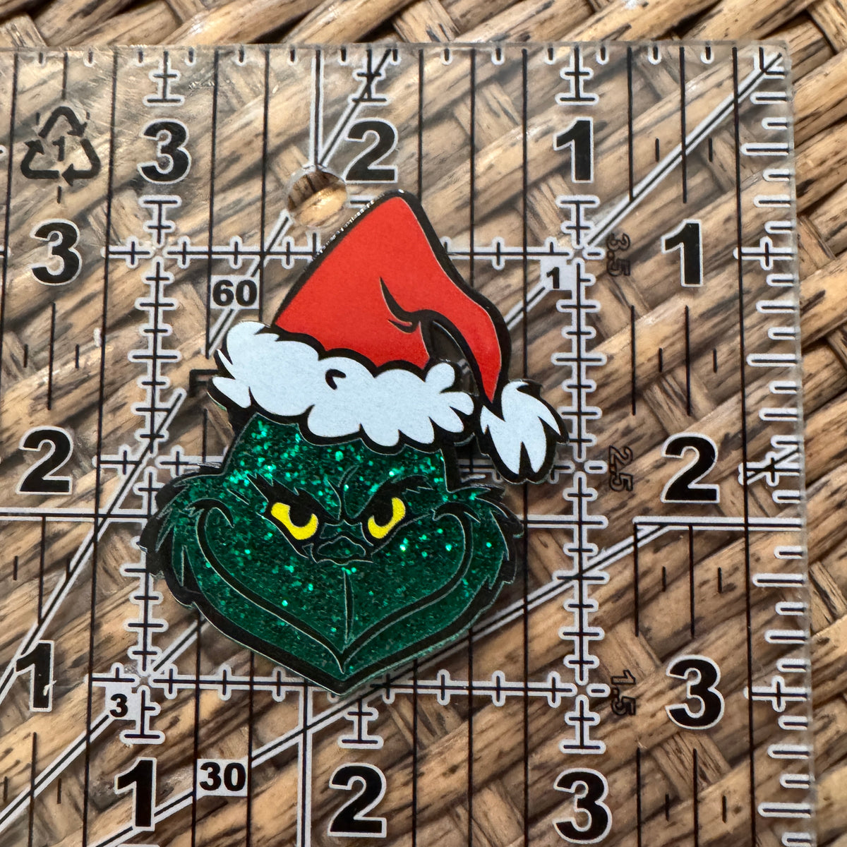 Acrylic Flatback Craft Embellishment Grinch Glitter Face