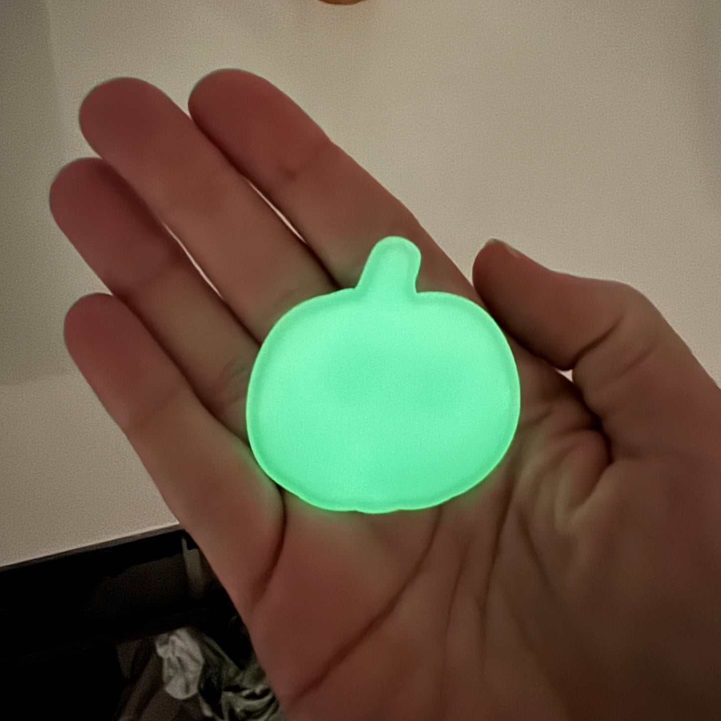 Glow in The Dark Jack Face Pumpkin Acrylic Flatback Planar, Cabochon, Single Pc.