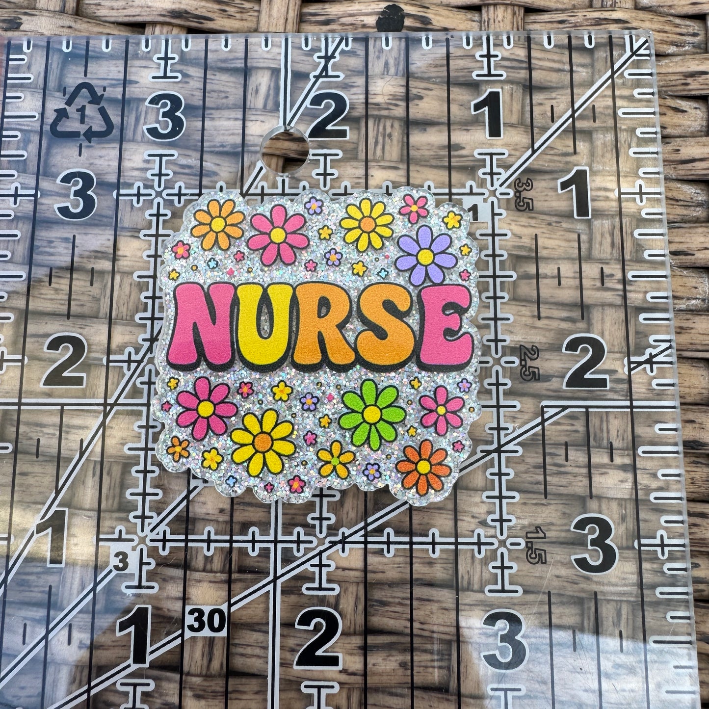 Daisy Nurse Flatback Planar, Cabochon, Single Pc.