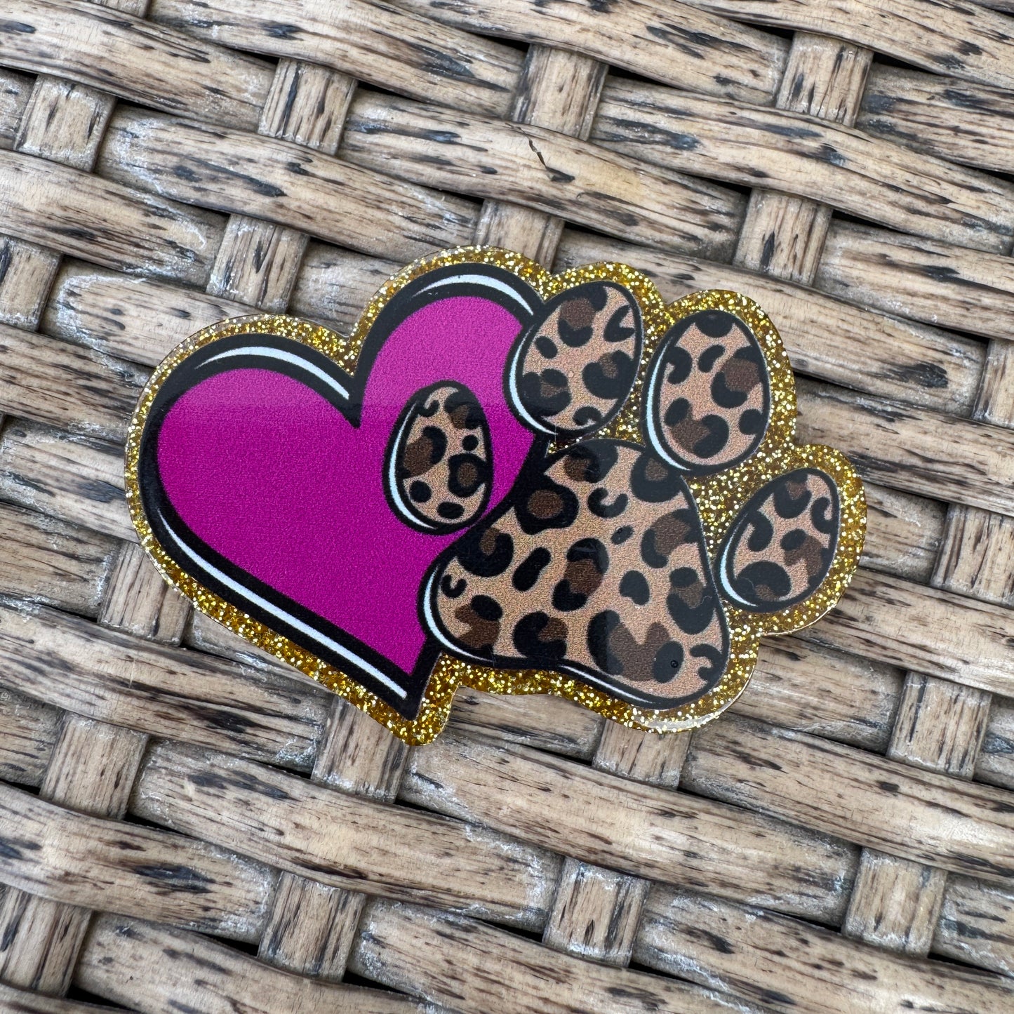 Paw Print, Heart, Dog mom, Veterinary,  Flatback, Planar, Cabochon, Single Pc.
