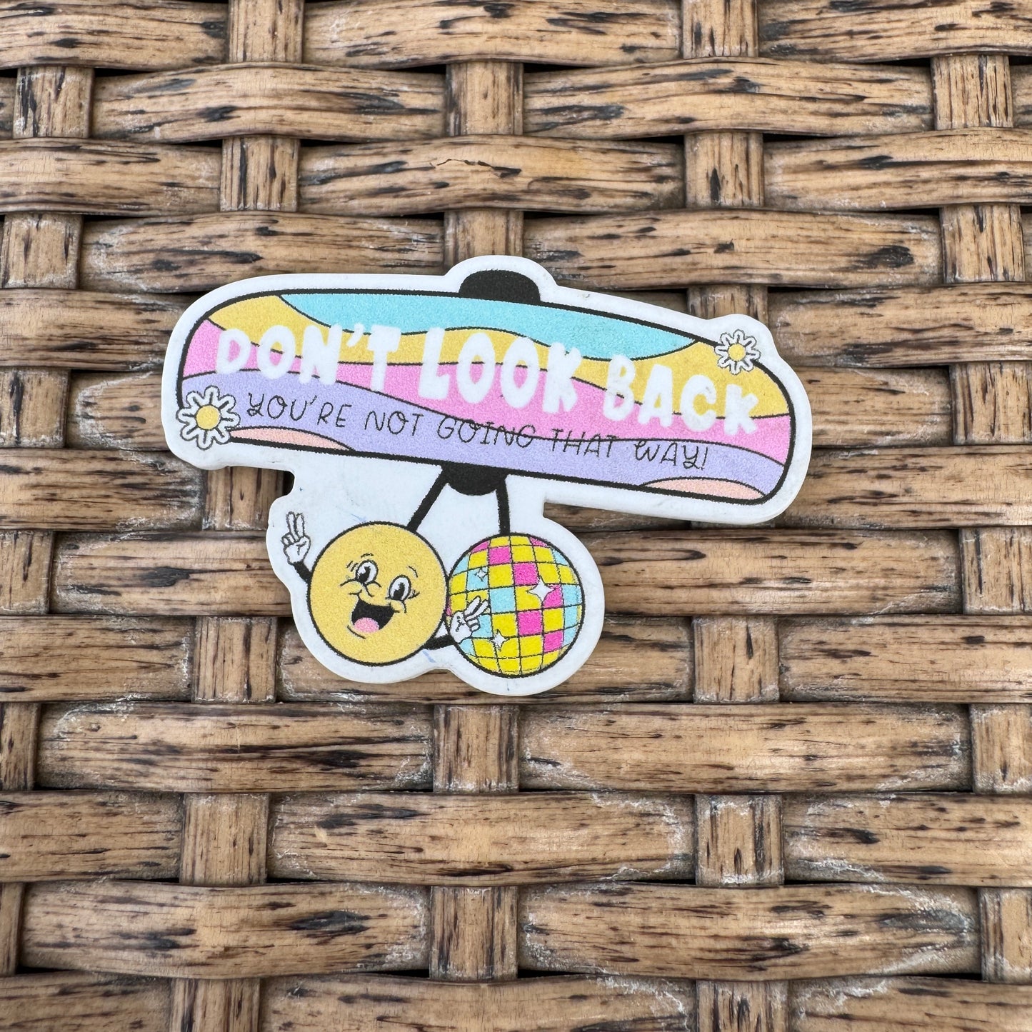 Don't Look Back Flatback, Planar, Cabochon, Single Pc