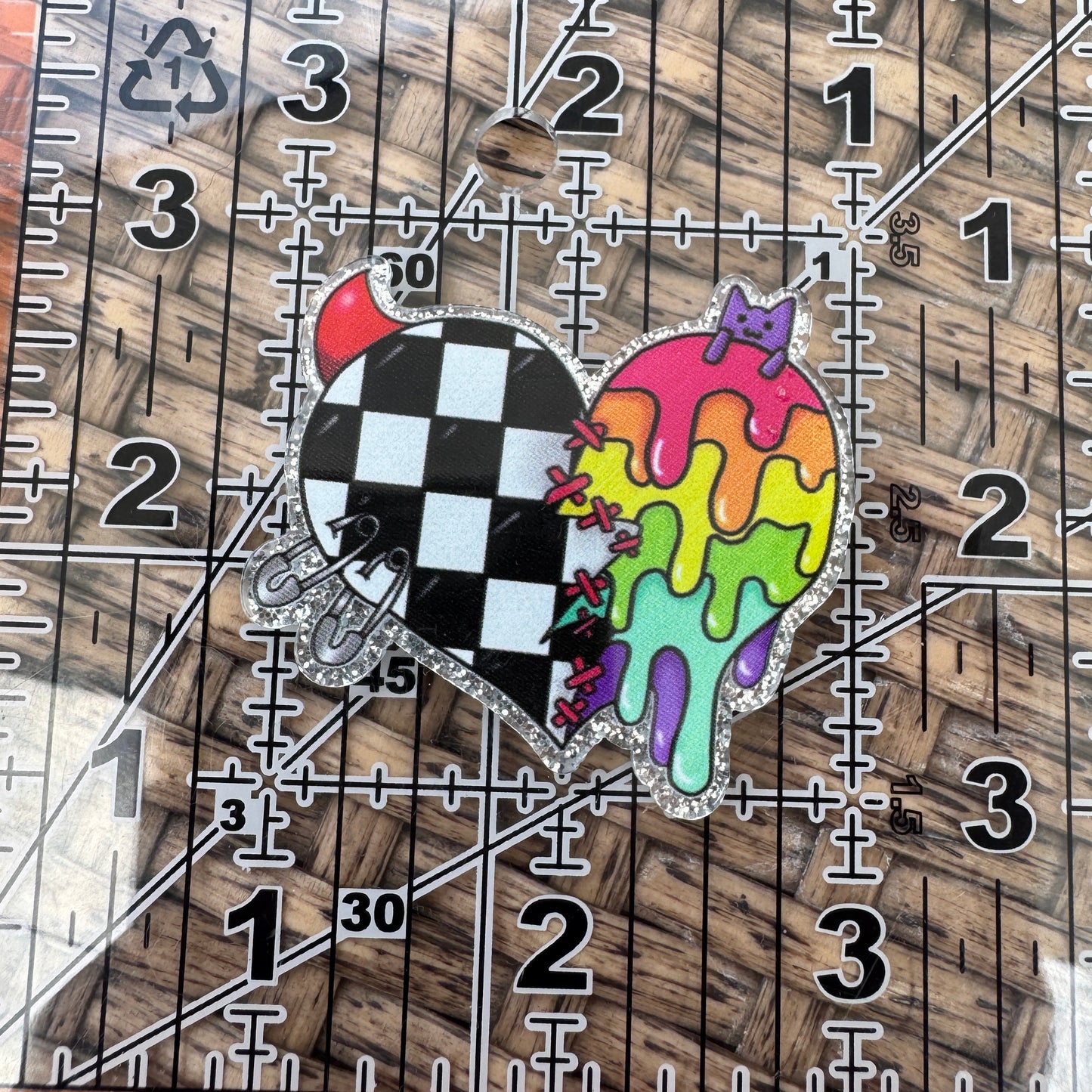 Colorful Checkered heart.  Glitter Flatback, Planar, Cabochon, Single Pc